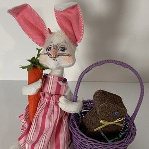 Annalee Easter Morning Bunny 2011 Easter Basket with Carrot and Chocolate Rabbit